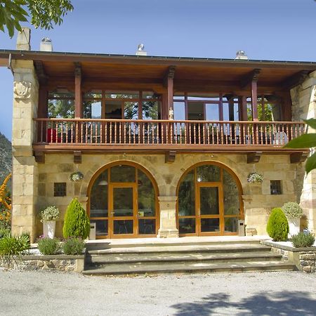 Villa Arce Hotel Puente Viesgo Extérieur photo